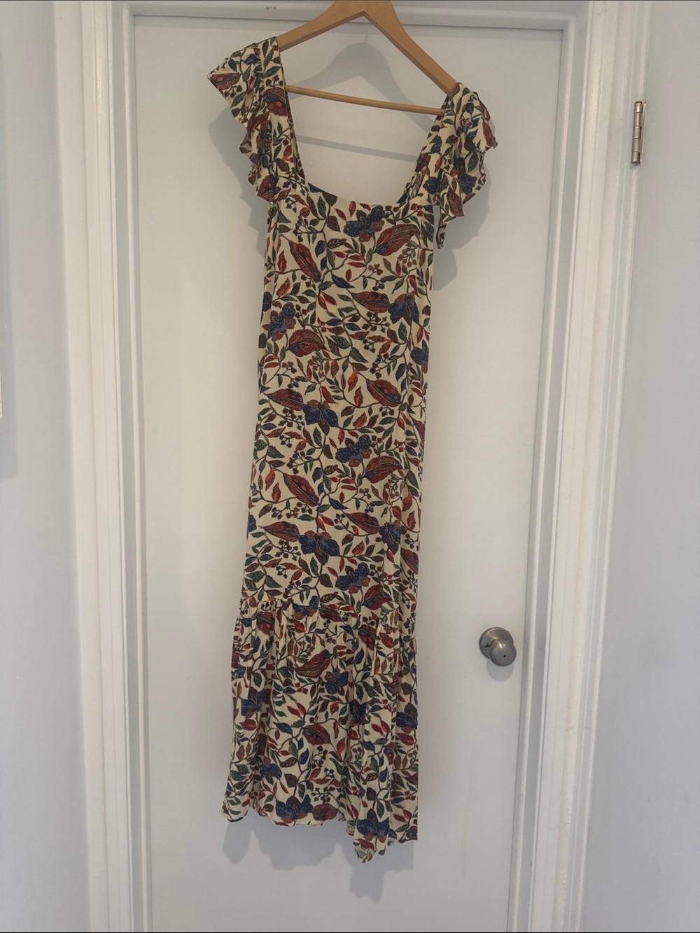 House of Harlow 1960 Cream Maxi Dress with Red & Blue Floral